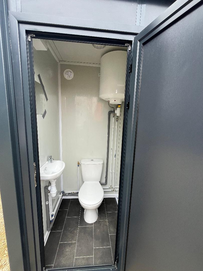 Contenedor sanitario WC + Ducha conectable Gris